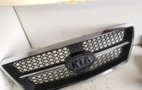 KIA Sorento Front grill 863503E020
