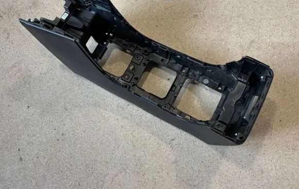Hyundai Ioniq 5 Center console 845B5GI100 84622GI000