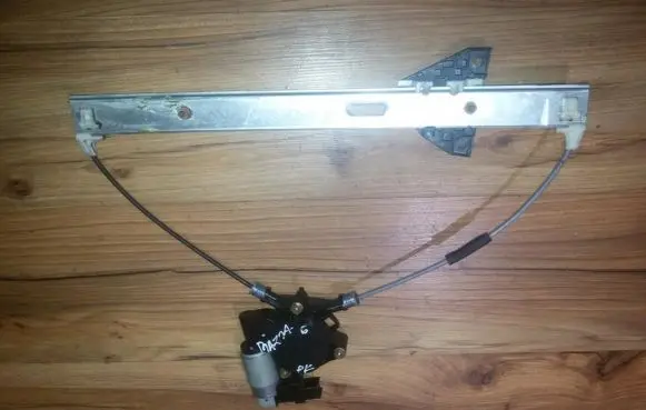 Mazda 6 Sliding door window regulator with motor