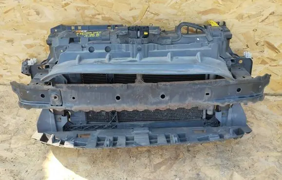 Ford Fiesta Front bodywork piece 