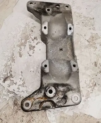BMW M5 Gearbox mounting bracket 6789483