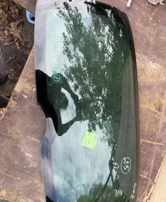 Renault Clio II Rear vent window glass 43R00044