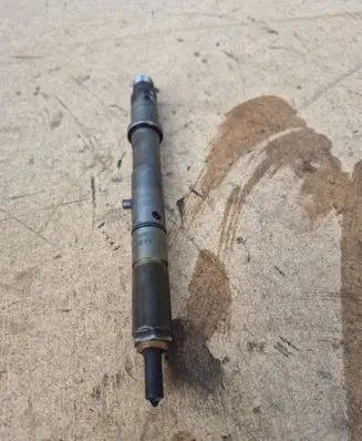 Audi A6 S6 C5 4B Fuel injector 059130201D