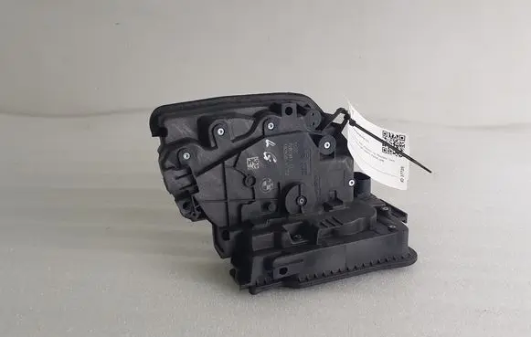 Mini Cooper Countryman F60 Rear door lock 7281941 51227281941 18283810