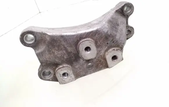 Volkswagen Golf V Engine mounting bracket 1K0199117AR