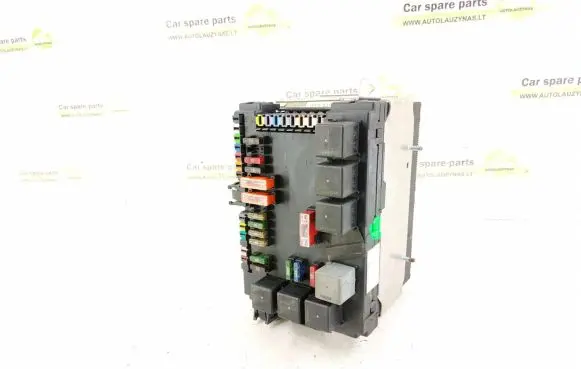 Mercedes-Benz S W221 Fuse box set 2215450801 2215403050