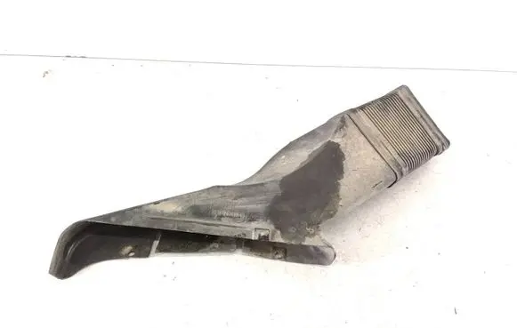 Volkswagen PASSAT B5.5 Air intake duct part 3B0129617G