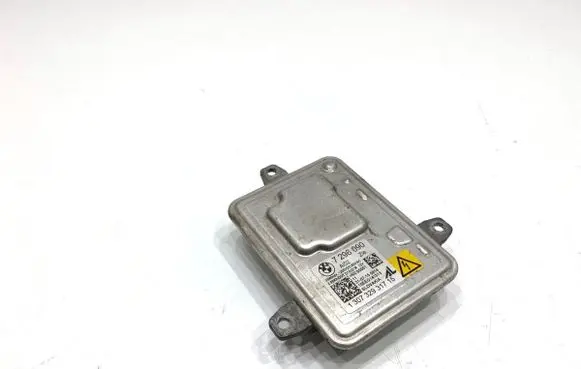 BMW 5 F10 F11 Voltage converter/converter module 7296090