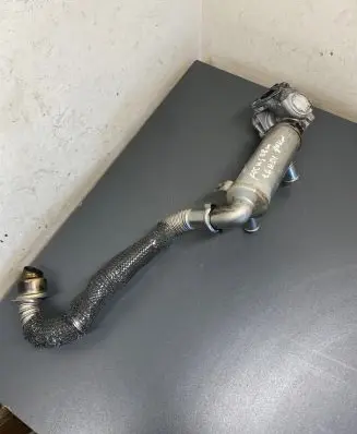 Ford Focus EGR valve cooler VP1U3H9P445BB