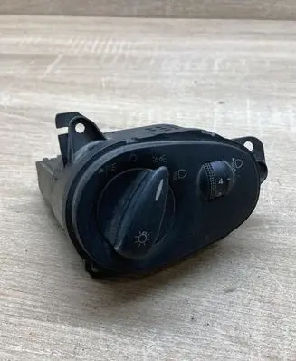 Ford Focus Light switch 98AG13A024CH