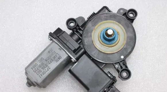 Alfa Romeo Giulietta Rear door window regulator motor 71754431 71777781