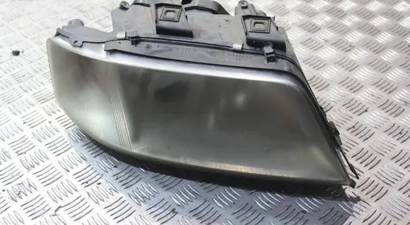 Audi A6 S6 C5 4B Headlight/headlamp