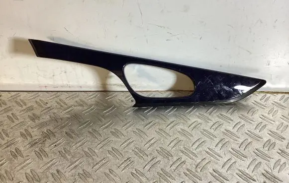 Nissan Qashqai Front door interior handle trim 806824EA1AX