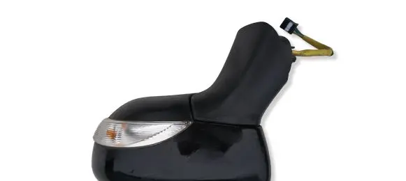 Renault Captur Front door electric wing mirror 