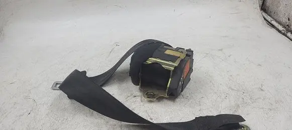 Audi A4 S4 B5 8D Rear seatbelt 