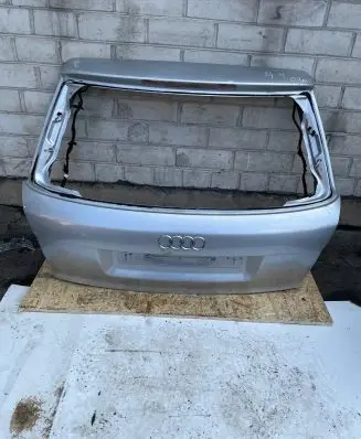 Audi A4 S4 B6 8E 8H Tailgate/trunk/boot lid