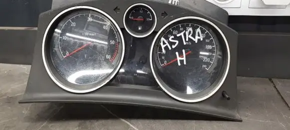 Opel Astra H Tachometer 13216684PF