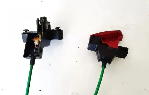Peugeot 607 Seat back rest lock catch 9638624577