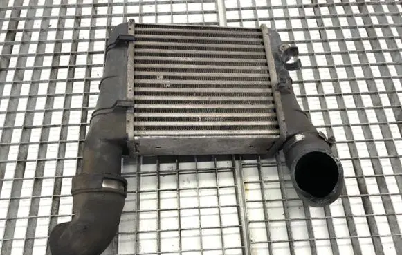 Audi A4 S4 B7 8E 8H Intercooler radiator 8E0145805S