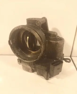 Volkswagen Jetta V Throttle valve 03G128063C A2C53099815 06020700971