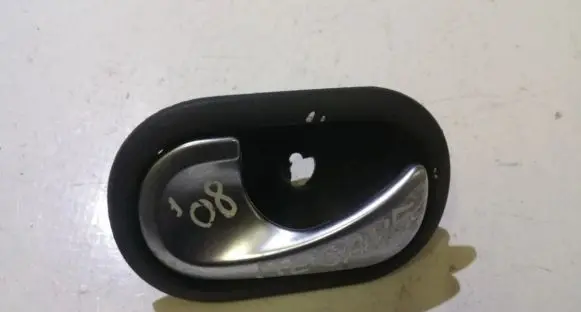Rear door interior handle