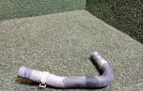 Ford Tourneo Custom Engine coolant pipe/hose GK2Q8N039AB