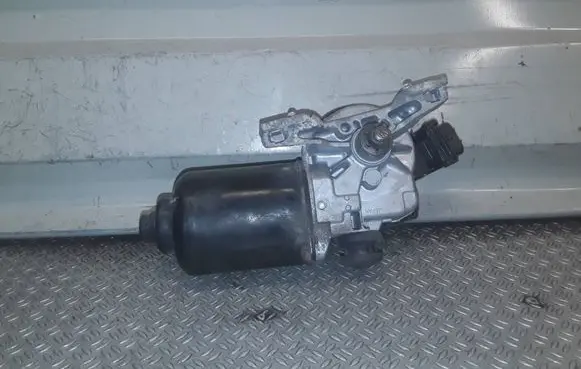 Toyota Corolla Verso E121 Wiper motor 8511013100