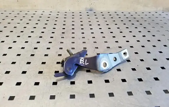 Honda CR-V Tailgate/trunk/boot hinge