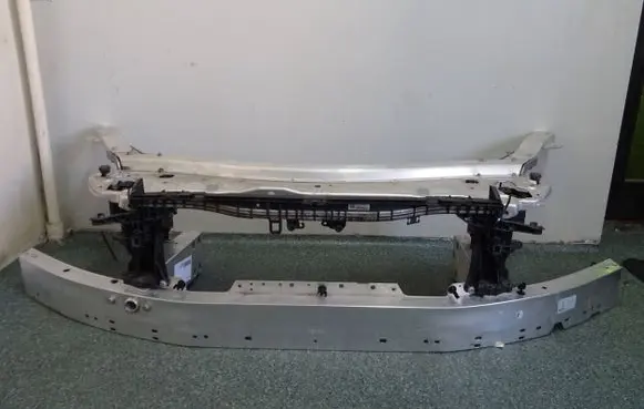 Mercedes-Benz E AMG W213 Radiator support slam panel