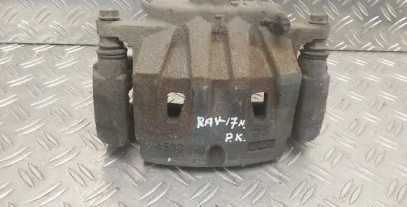 Toyota RAV 4 (XA40) Front brake caliper