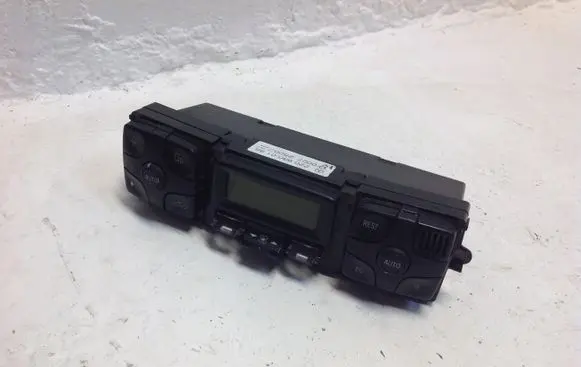 Mercedes-Benz S W220 Climate control unit 2208300185