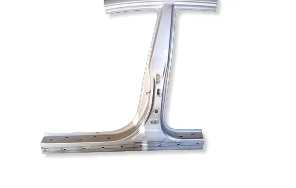 Hyundai Ioniq Front sill (body part) 