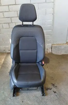 Renault Kangoo III Front driver seat 55RDE3102 96491