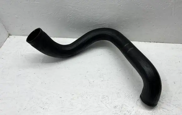 Ford Galaxy Intercooler hose/pipe DS736F072DG