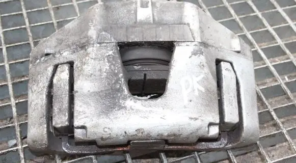 Volvo V40 Front brake caliper