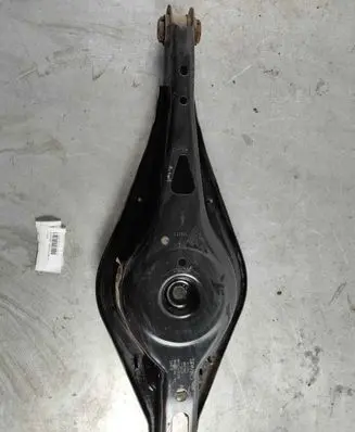 Volvo XC40 Rear control arm 32221199