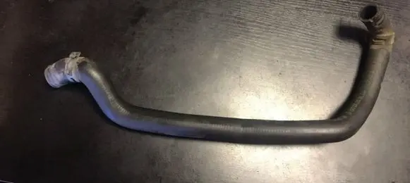 Mercedes-Benz E W211 Engine coolant pipe/hose A2118302515