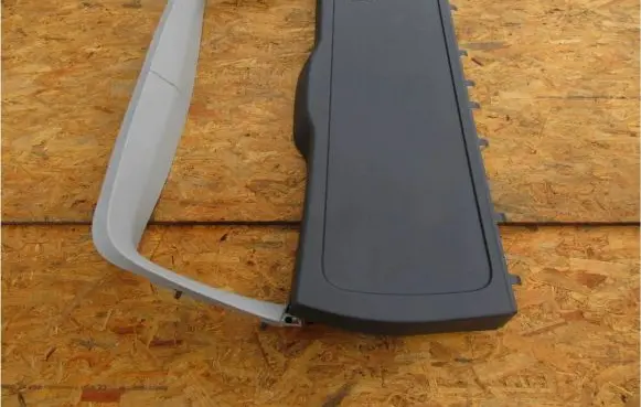 Mercedes-Benz GL X166 Tailgate trim A1667400470 15446487