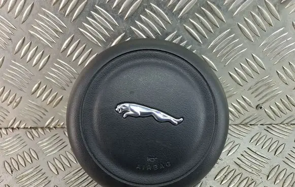 Jaguar XE Steering wheel airbag GX73043B13AD8PVJ