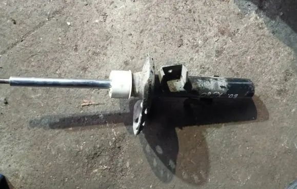 Volvo XC60 Front shock absorber/damper 31277371
