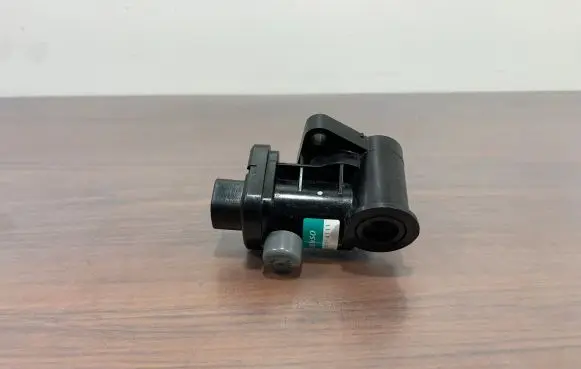 Subaru Outback (BT) Idle control valve (regulator) 0120106111