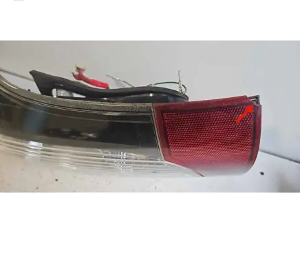 Mitsubishi Grandis Rear/tail lights