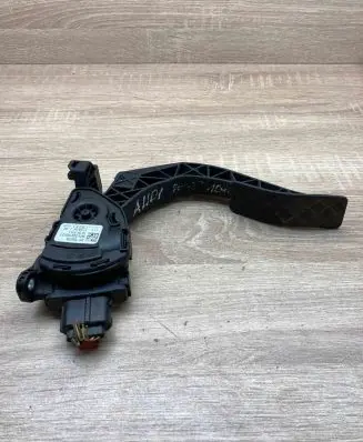 Audi Q5 SQ5 Accelerator throttle pedal 8K1723523A 6PV00950521