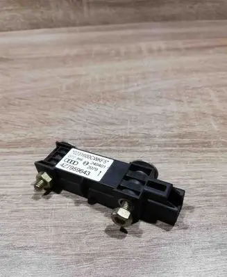Audi A6 S6 C5 4B Airbag deployment crash/impact sensor 4Z7959643 240401