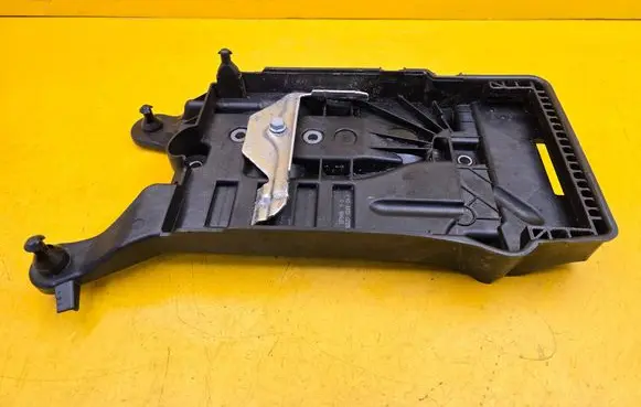 Audi A1 Battery box tray 2Q0915331