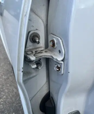 Jeep Grand Cherokee Rear door upper hinge