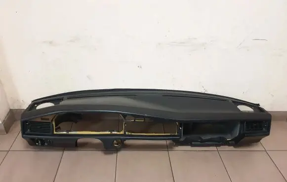 Mercedes-Benz 190 W201 Dashboard