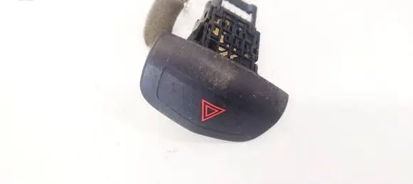 Nissan Primera Hazard light switch 06016