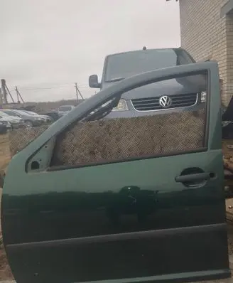 Volkswagen Bora Front door