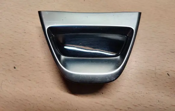 Renault Kadjar Steering wheel trim 6252206